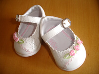 tyttövauvan-kengät